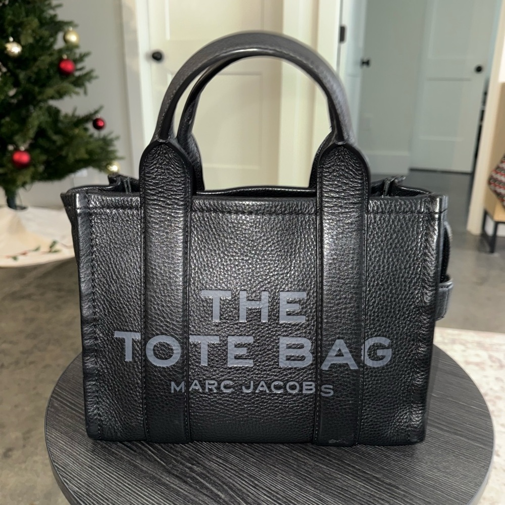 Marc Jacobs Black Leather Tote Bag